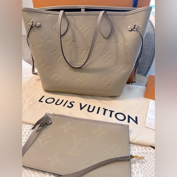 Authentic Louis Vuitton Neverfull MM Monogram Empreinte Turtledove Leather Tote - Picture 2 of 15